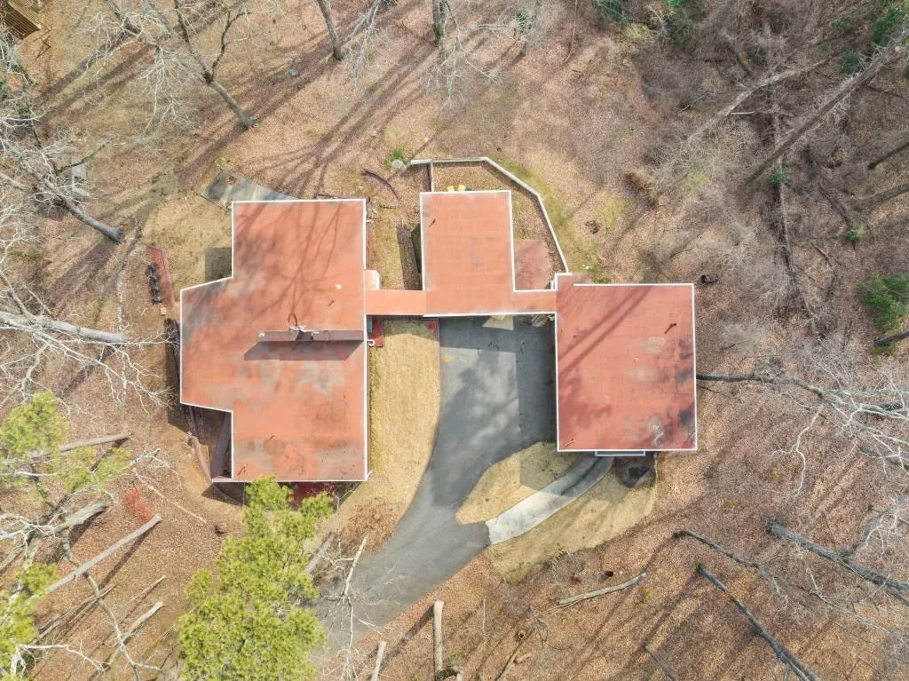1300 Indian Trail Nw, Atlanta, Georgia 30327, 5 Bedrooms Bedrooms, ,4 BathroomsBathrooms,Residential,Sold,1300 Indian Trail Nw,7521473