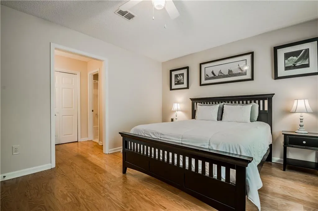 111 Abingdon Way, Sandy Springs, Georgia 30328, 2 Bedrooms Bedrooms, ,2 BathroomsBathrooms,Residential,Sold,111 Abingdon Way,5998765