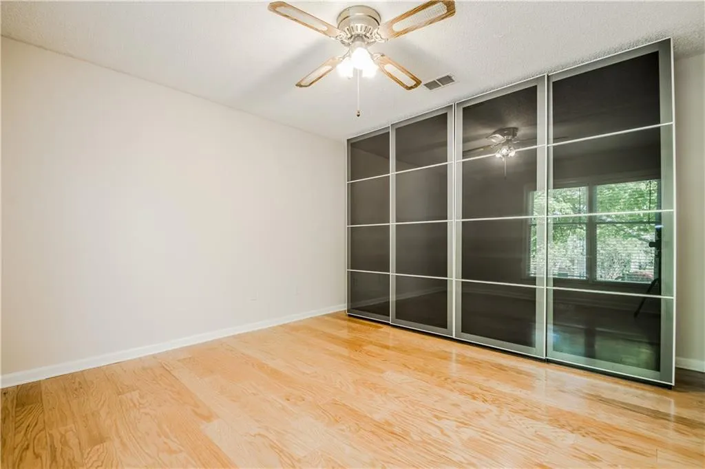 111 Abingdon Way, Sandy Springs, Georgia 30328, 2 Bedrooms Bedrooms, ,2 BathroomsBathrooms,Residential,Sold,111 Abingdon Way,5998765