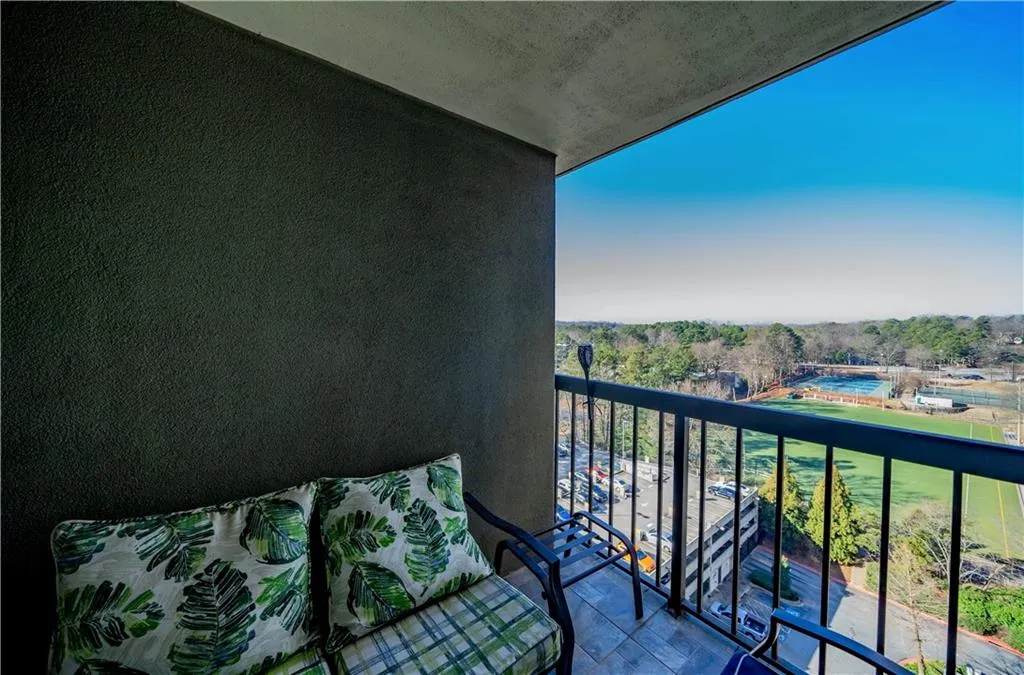 795 Hammond Drive Unit 1111, Sandy Springs, Georgia 30328, 1 Bedroom Bedrooms, ,1 BathroomBathrooms,Residential,Sold,795 Hammond Drive Unit 1111,6842346