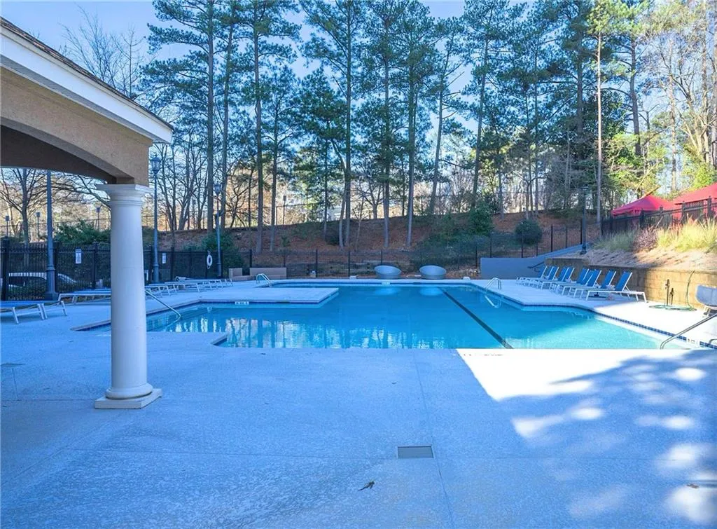 795 Hammond Drive Unit 1111, Sandy Springs, Georgia 30328, 1 Bedroom Bedrooms, ,1 BathroomBathrooms,Residential,Sold,795 Hammond Drive Unit 1111,6842346