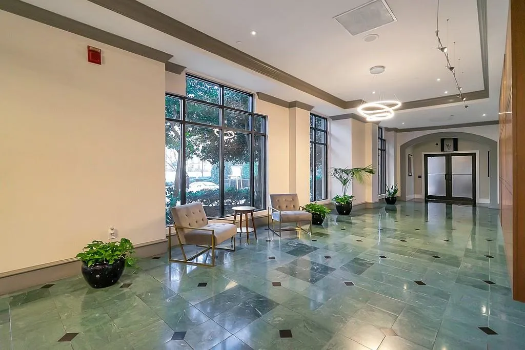 795 Hammond Drive Unit 1111, Sandy Springs, Georgia 30328, 1 Bedroom Bedrooms, ,1 BathroomBathrooms,Residential,Sold,795 Hammond Drive Unit 1111,6842346
