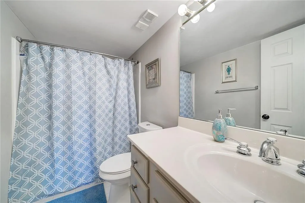 795 Hammond Drive Unit 1111, Sandy Springs, Georgia 30328, 1 Bedroom Bedrooms, ,1 BathroomBathrooms,Residential,Sold,795 Hammond Drive Unit 1111,6842346
