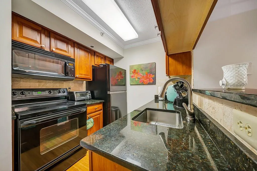 795 Hammond Drive Unit 1111, Sandy Springs, Georgia 30328, 1 Bedroom Bedrooms, ,1 BathroomBathrooms,Residential,Sold,795 Hammond Drive Unit 1111,6842346