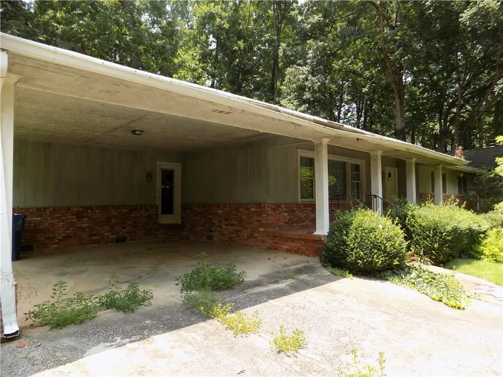 3525 Old Ivy Lane Ne, Atlanta, Georgia 30342, 3 Bedrooms Bedrooms, ,3 BathroomsBathrooms,Residential,Sold,3525 Old Ivy Lane Ne,5886209