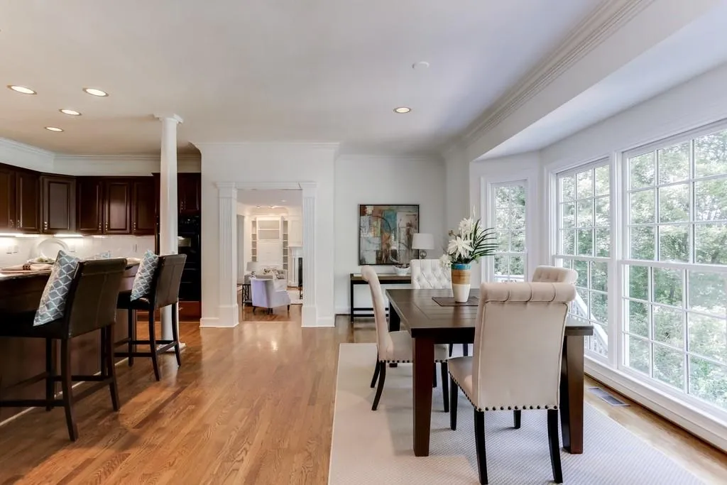 345 W Berwicke Common, Sandy Springs, Georgia 30342, 5 Bedrooms Bedrooms, ,4 BathroomsBathrooms,Residential,Sold,345 W Berwicke Common,6518636