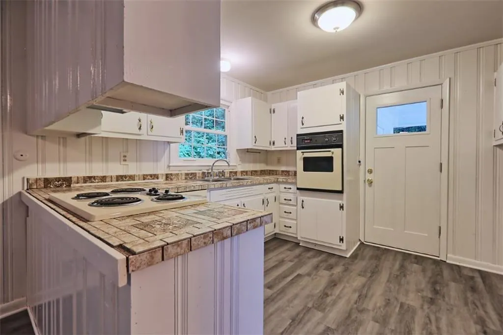 330 Brook Drive, Sandy Springs, Georgia 30328, 3 Bedrooms Bedrooms, ,2 BathroomsBathrooms,Residential,Sold,330 Brook Drive,6746823 330 Brook Drive, Sandy Springs, Georgia 30328, 3 Bedrooms Bedrooms, ,2 BathroomsBathrooms,Residential,Sold,330 Brook Drive,6746823