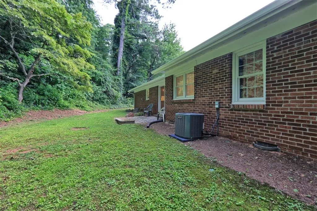 330 Brook Drive, Sandy Springs, Georgia 30328, 3 Bedrooms Bedrooms, ,2 BathroomsBathrooms,Residential,Sold,330 Brook Drive,6746823 330 Brook Drive, Sandy Springs, Georgia 30328, 3 Bedrooms Bedrooms, ,2 BathroomsBathrooms,Residential,Sold,330 Brook Drive,6746823