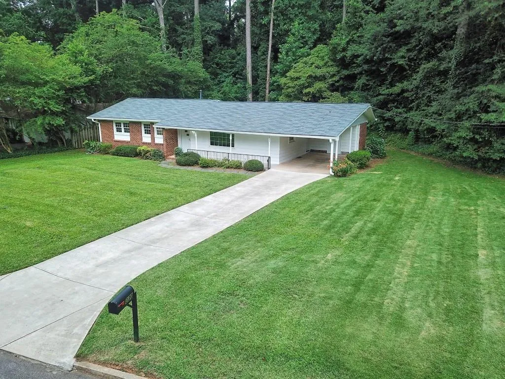 330 Brook Drive, Sandy Springs, Georgia 30328, 3 Bedrooms Bedrooms, ,2 BathroomsBathrooms,Residential,Sold,330 Brook Drive,6746823 330 Brook Drive, Sandy Springs, Georgia 30328, 3 Bedrooms Bedrooms, ,2 BathroomsBathrooms,Residential,Sold,330 Brook Drive,6746823