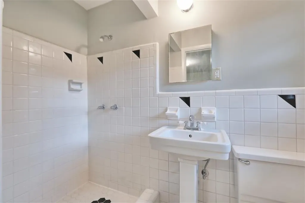 330 Brook Drive, Sandy Springs, Georgia 30328, 3 Bedrooms Bedrooms, ,2 BathroomsBathrooms,Residential,Sold,330 Brook Drive,6746823 330 Brook Drive, Sandy Springs, Georgia 30328, 3 Bedrooms Bedrooms, ,2 BathroomsBathrooms,Residential,Sold,330 Brook Drive,6746823