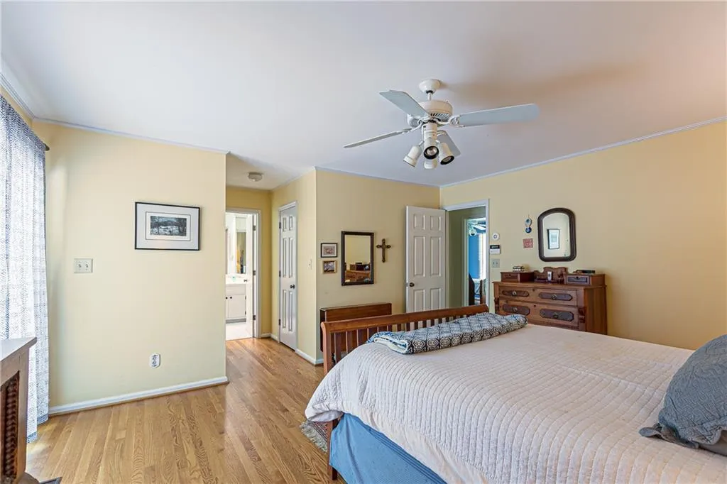 900 Lost Forest Drive, Sandy Springs, Georgia 30328, 3 Bedrooms Bedrooms, ,2 BathroomsBathrooms,Residential,Sold,900 Lost Forest Drive,6873944