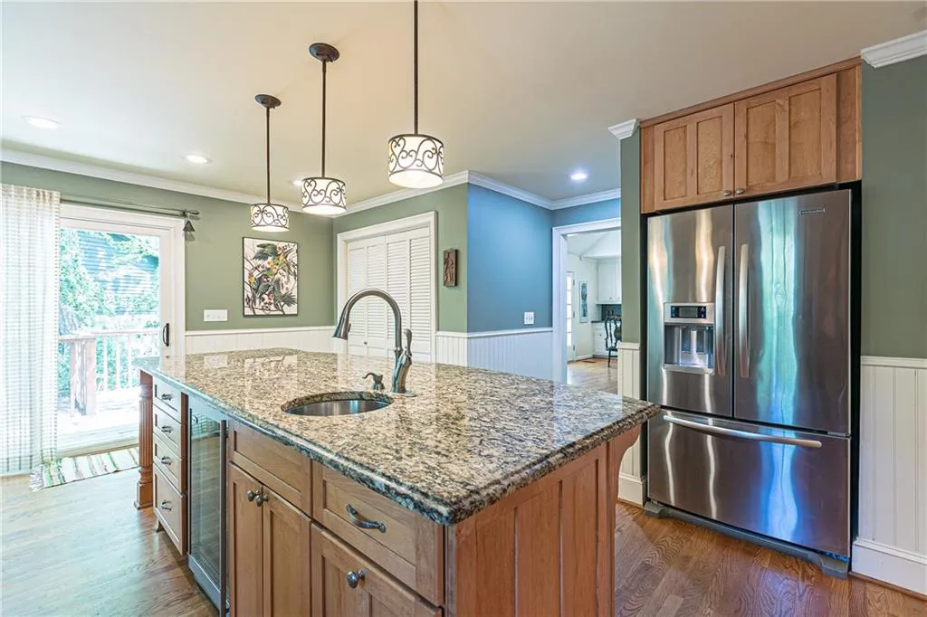 900 Lost Forest Drive, Sandy Springs, Georgia 30328, 3 Bedrooms Bedrooms, ,2 BathroomsBathrooms,Residential,Sold,900 Lost Forest Drive,6873944