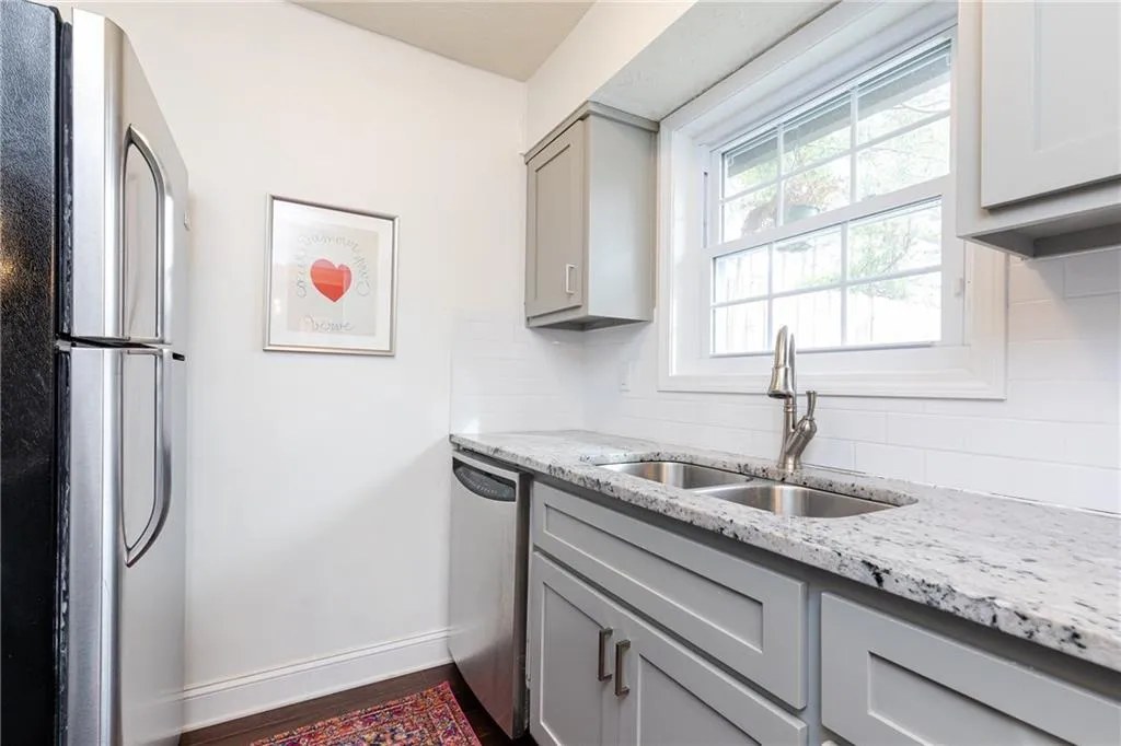 6707 Park Avenue Unit 7, Sandy Springs, Georgia 30342, 2 Bedrooms Bedrooms, ,1 BathroomBathrooms,Residential,Sold,6707 Park Avenue Unit 7,6828749
