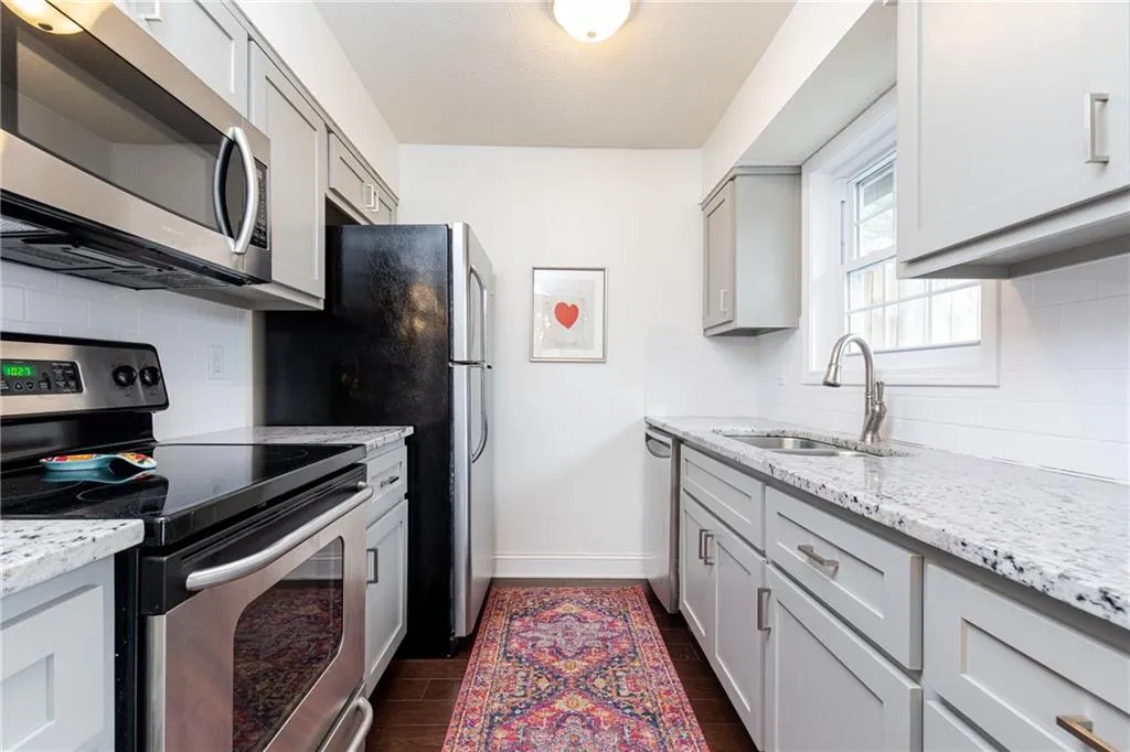 6707 Park Avenue Unit 7, Sandy Springs, Georgia 30342, 2 Bedrooms Bedrooms, ,1 BathroomBathrooms,Residential,Sold,6707 Park Avenue Unit 7,6828749