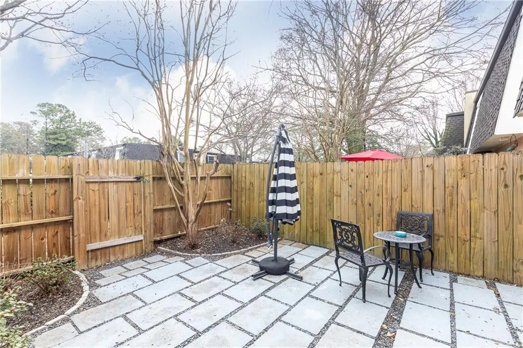6707 Park Avenue Unit 7, Sandy Springs, Georgia 30342, 2 Bedrooms Bedrooms, ,1 BathroomBathrooms,Residential,Sold,6707 Park Avenue Unit 7,6828749