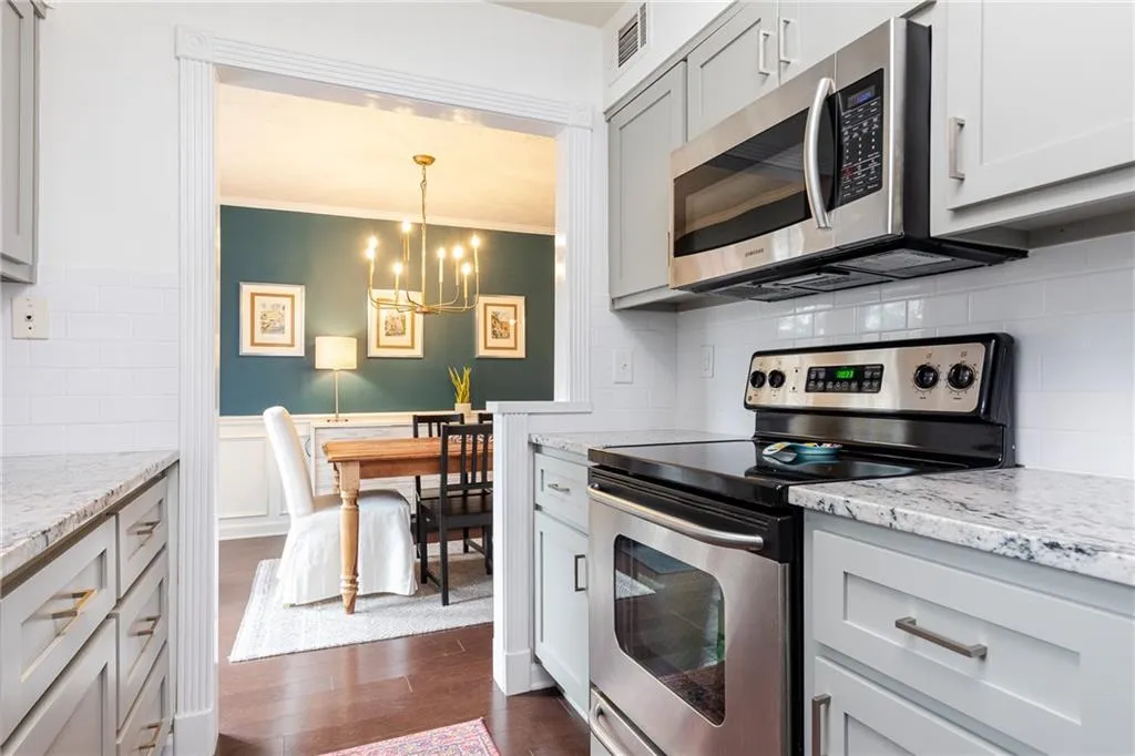 6707 Park Avenue Unit 7, Sandy Springs, Georgia 30342, 2 Bedrooms Bedrooms, ,1 BathroomBathrooms,Residential,Sold,6707 Park Avenue Unit 7,6828749