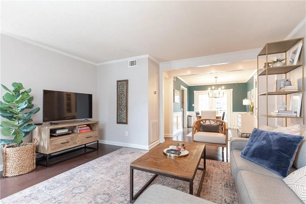 6707 Park Avenue Unit 7, Sandy Springs, Georgia 30342, 2 Bedrooms Bedrooms, ,1 BathroomBathrooms,Residential,Sold,6707 Park Avenue Unit 7,6828749