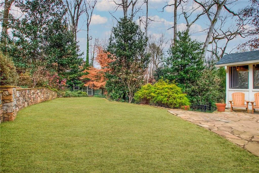 160 Overton Drive, Atlanta, Georgia 30342, 4 Bedrooms Bedrooms, ,2 BathroomsBathrooms,Residential,Sold,160 Overton Drive,6827755