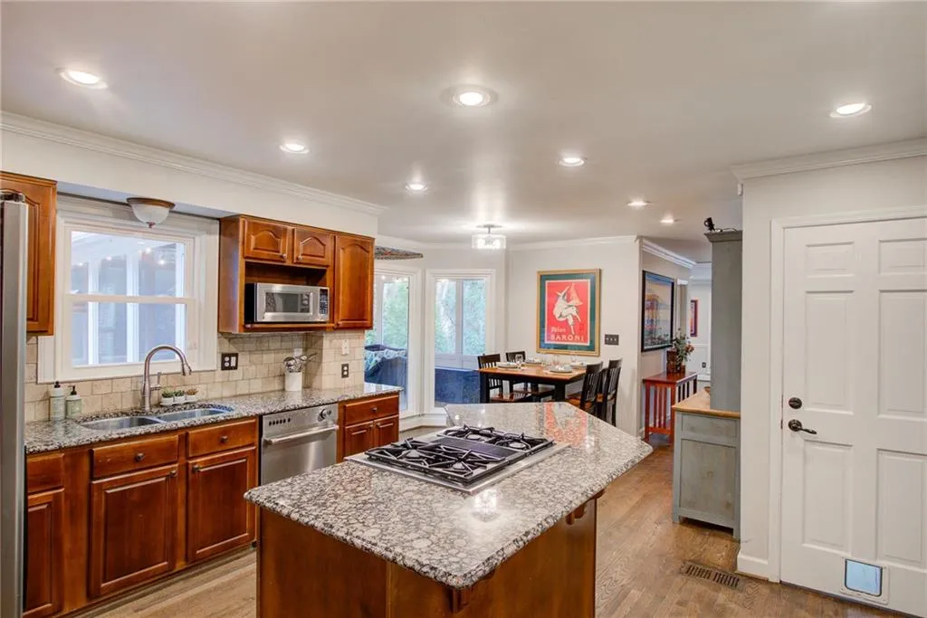 160 Overton Drive, Atlanta, Georgia 30342, 4 Bedrooms Bedrooms, ,2 BathroomsBathrooms,Residential,Sold,160 Overton Drive,6827755