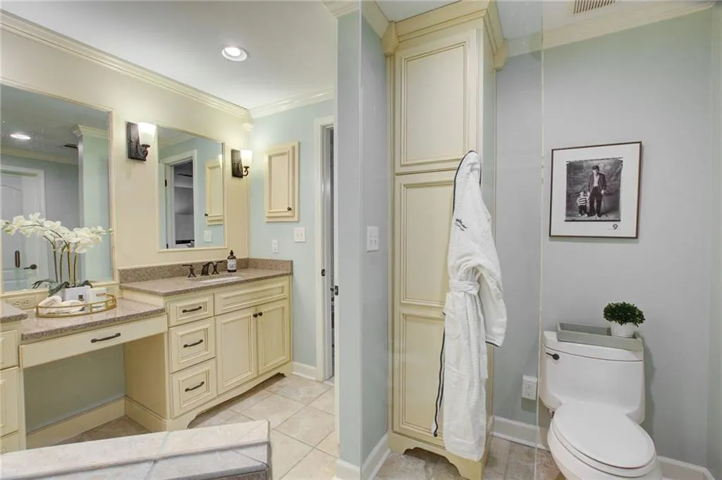 160 Overton Drive, Atlanta, Georgia 30342, 4 Bedrooms Bedrooms, ,2 BathroomsBathrooms,Residential,Sold,160 Overton Drive,6827755