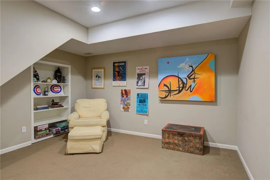 160 Overton Drive, Atlanta, Georgia 30342, 4 Bedrooms Bedrooms, ,2 BathroomsBathrooms,Residential,Sold,160 Overton Drive,6827755