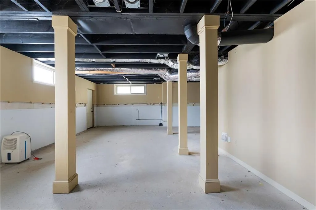 620 Spalding Drive, Sandy Springs, Georgia 30328, 3 Bedrooms Bedrooms, ,2 BathroomsBathrooms,Residential,For Sale,620 Spalding Drive,7679295