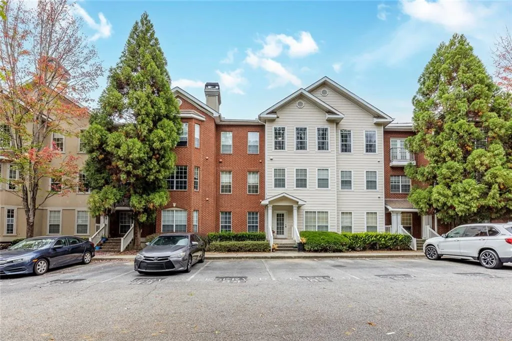 5641 Roswell Road Unit 307, Sandy Springs, Georgia 30342, 1 Bedroom Bedrooms, ,1 BathroomBathrooms,Residential,Sold,5641 Roswell Road Unit 307,7544480