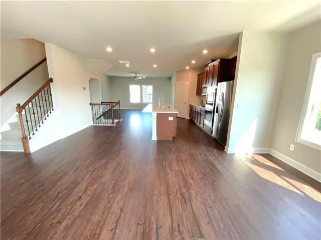 912 Sweetwater Grove, Woodstock, Georgia 30188