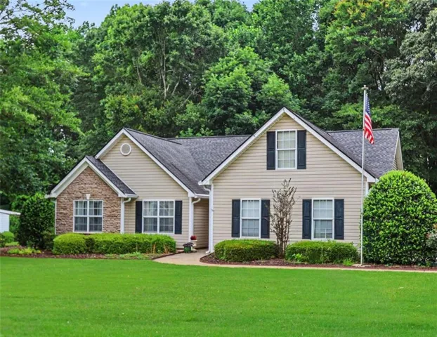 157 Cabots Creek Drive, Jefferson, Georgia 30549