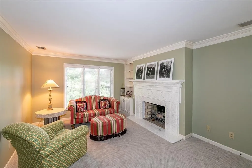 5815 Heards Forest Drive, Sandy Springs, Georgia 30328, 6 Bedrooms Bedrooms, ,4 BathroomsBathrooms,Residential,Sold,5815 Heards Forest Drive,6940303