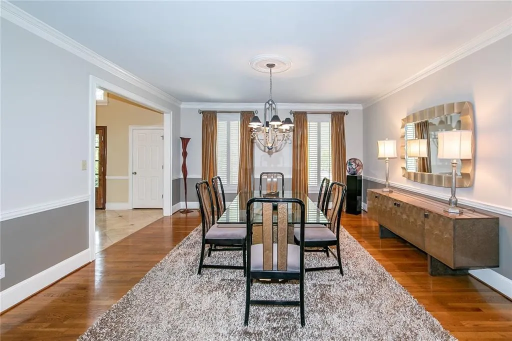 5815 Heards Forest Drive, Sandy Springs, Georgia 30328, 6 Bedrooms Bedrooms, ,4 BathroomsBathrooms,Residential,Sold,5815 Heards Forest Drive,6940303