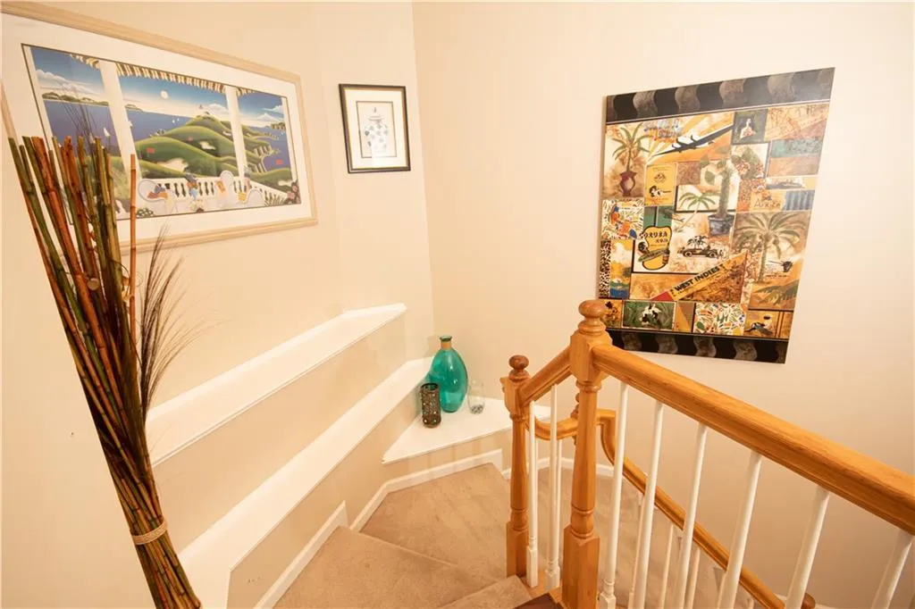 8585 Hope Mews Court, Sandy Springs, Georgia 30350, 2 Bedrooms Bedrooms, ,2 BathroomsBathrooms,Residential,Sold,8585 Hope Mews Court,6765277