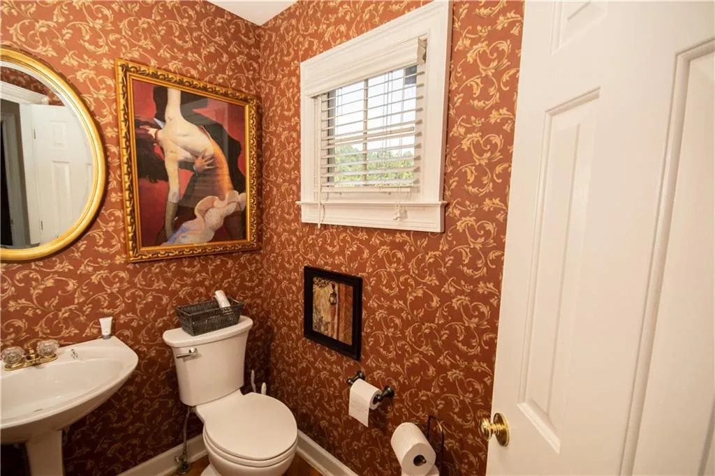 8585 Hope Mews Court, Sandy Springs, Georgia 30350, 2 Bedrooms Bedrooms, ,2 BathroomsBathrooms,Residential,Sold,8585 Hope Mews Court,6765277