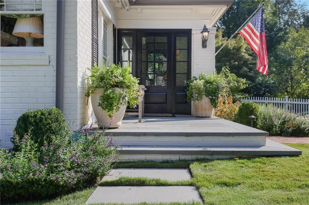 Entrance to property with french doors
