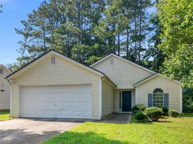 261 Brandon Ridge Circle, Stockbridge, Georgia 30281