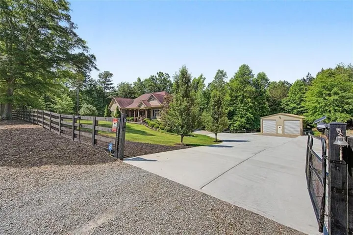 711 Upper Burris Road, Canton, Georgia 30114