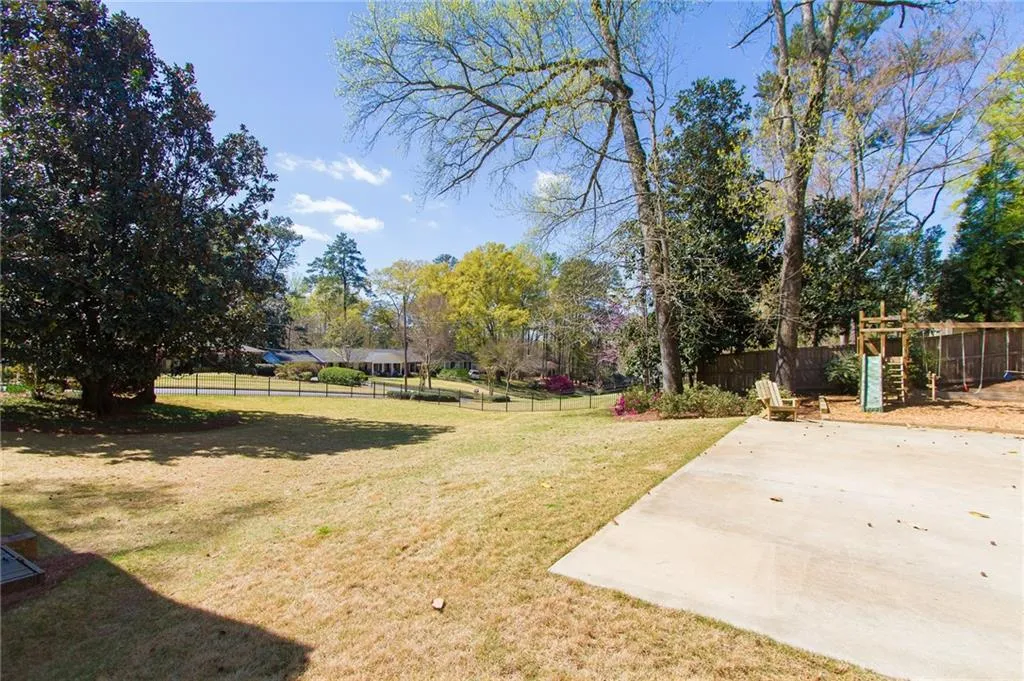 2692 Bohler Road Nw, Atlanta, Georgia 30327, 6 Bedrooms Bedrooms, ,5 BathroomsBathrooms,Residential,Sold,2692 Bohler Road Nw,5663777
