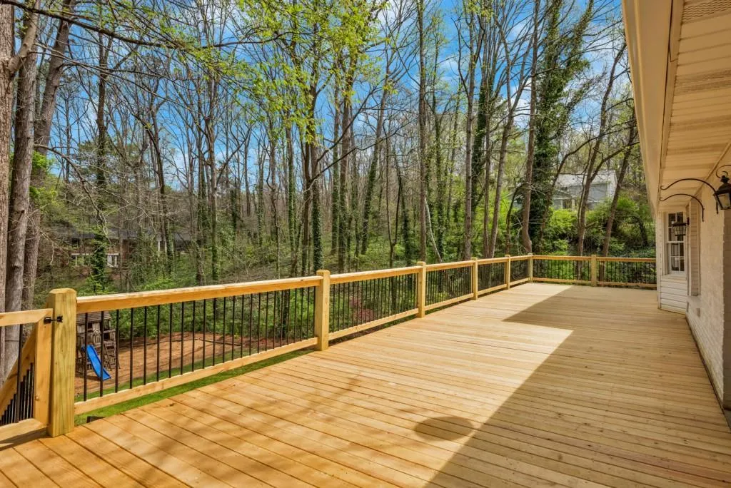 245 River Springs Drive, Sandy Springs, Georgia 30328, 5 Bedrooms Bedrooms, ,3 BathroomsBathrooms,Residential,Sold,245 River Springs Drive,5993645