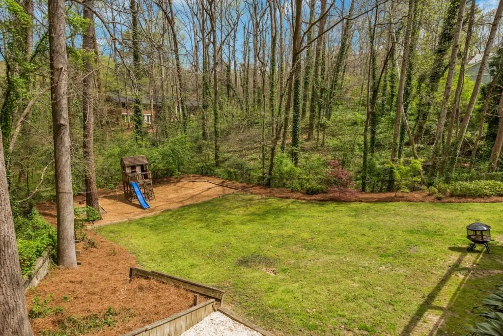 245 River Springs Drive, Sandy Springs, Georgia 30328, 5 Bedrooms Bedrooms, ,3 BathroomsBathrooms,Residential,Sold,245 River Springs Drive,5993645