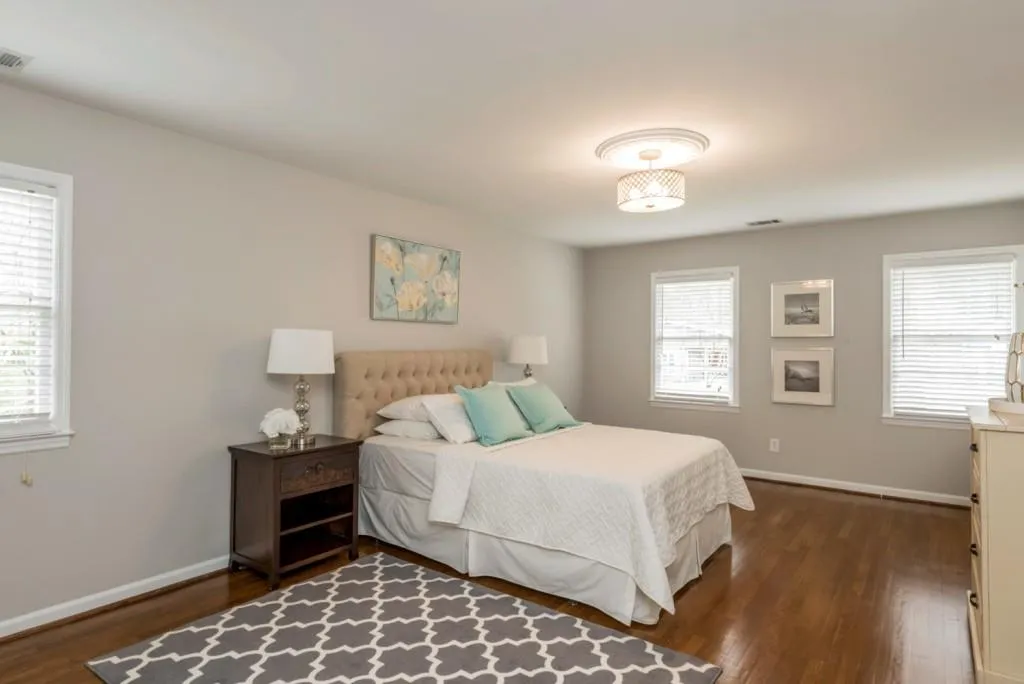 245 River Springs Drive, Sandy Springs, Georgia 30328, 5 Bedrooms Bedrooms, ,3 BathroomsBathrooms,Residential,Sold,245 River Springs Drive,5993645