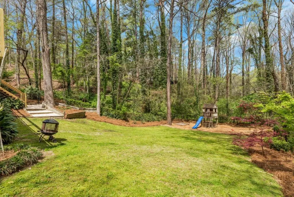 245 River Springs Drive, Sandy Springs, Georgia 30328, 5 Bedrooms Bedrooms, ,3 BathroomsBathrooms,Residential,Sold,245 River Springs Drive,5993645