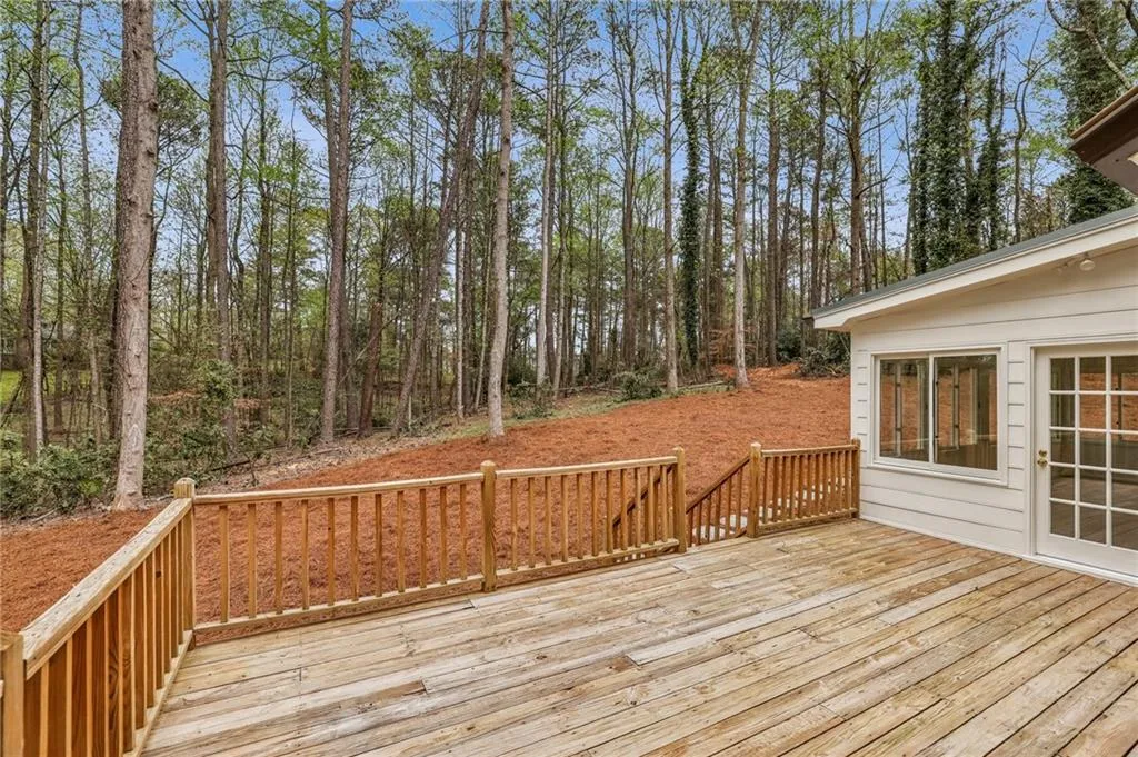 Beautiful, private lot!