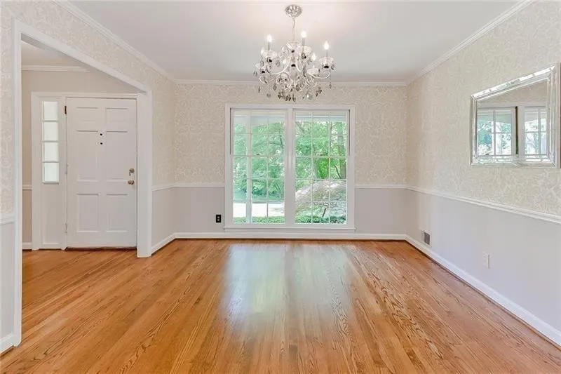 670 Carriage Drive, Atlanta, Georgia 30328, 2 Bedrooms Bedrooms, ,2 BathroomsBathrooms,Residential,Sold,670 Carriage Drive,6553979