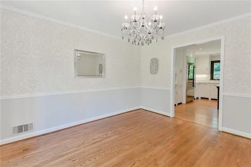 670 Carriage Drive, Atlanta, Georgia 30328, 2 Bedrooms Bedrooms, ,2 BathroomsBathrooms,Residential,Sold,670 Carriage Drive,6553979