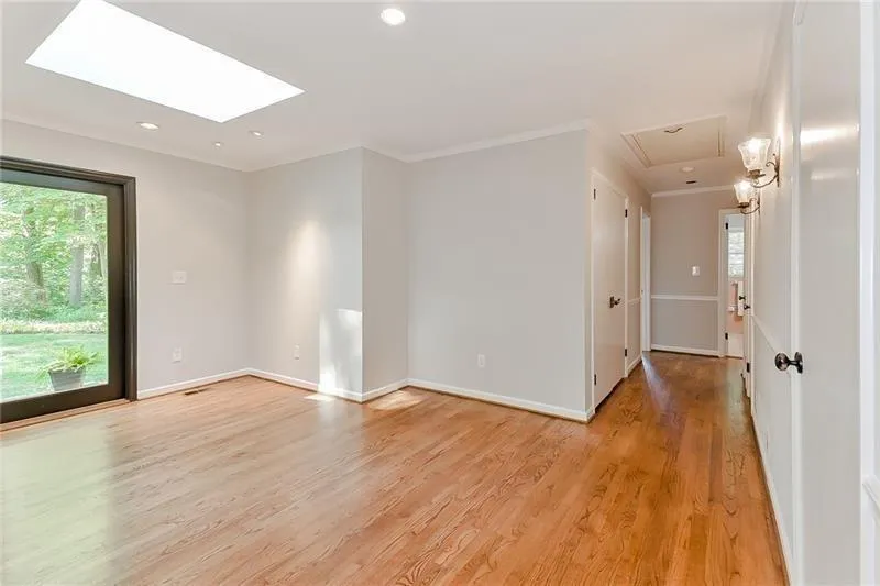 670 Carriage Drive, Atlanta, Georgia 30328, 2 Bedrooms Bedrooms, ,2 BathroomsBathrooms,Residential,Sold,670 Carriage Drive,6553979