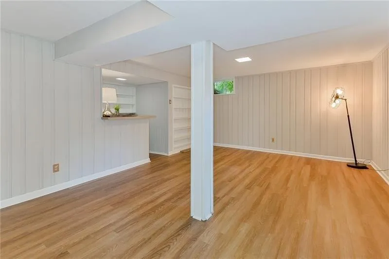 670 Carriage Drive, Atlanta, Georgia 30328, 2 Bedrooms Bedrooms, ,2 BathroomsBathrooms,Residential,Sold,670 Carriage Drive,6553979