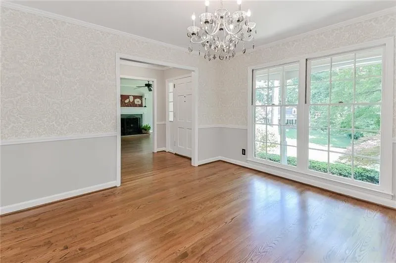 670 Carriage Drive, Atlanta, Georgia 30328, 2 Bedrooms Bedrooms, ,2 BathroomsBathrooms,Residential,Sold,670 Carriage Drive,6553979