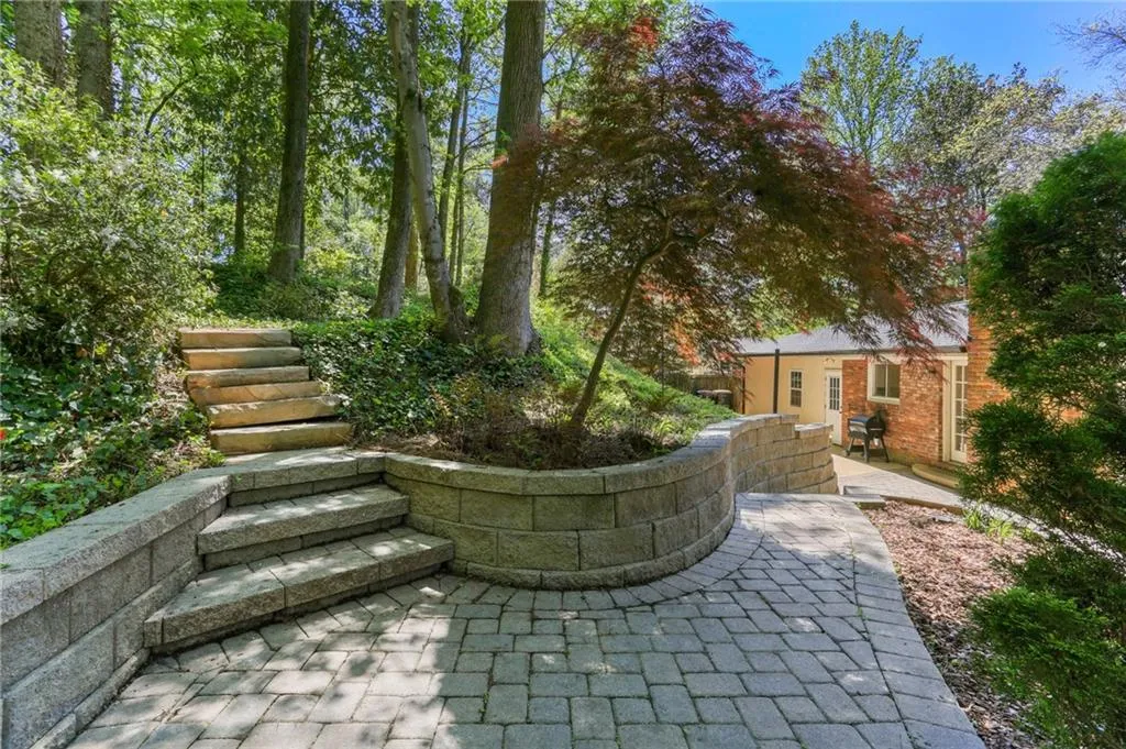 6555 Scott Valley Road, Atlanta, Georgia 30328, 3 Bedrooms Bedrooms, ,2 BathroomsBathrooms,Residential,Sold,6555 Scott Valley Road,7199777 6555 Scott Valley Road, Atlanta, Georgia 30328, 3 Bedrooms Bedrooms, ,2 BathroomsBathrooms,Residential,Sold,6555 Scott Valley Road,7199777