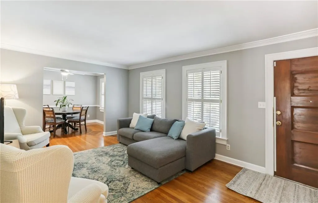 6555 Scott Valley Road, Atlanta, Georgia 30328, 3 Bedrooms Bedrooms, ,2 BathroomsBathrooms,Residential,Sold,6555 Scott Valley Road,7199777 6555 Scott Valley Road, Atlanta, Georgia 30328, 3 Bedrooms Bedrooms, ,2 BathroomsBathrooms,Residential,Sold,6555 Scott Valley Road,7199777