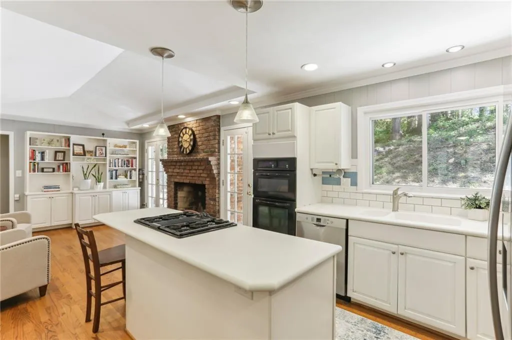 6555 Scott Valley Road, Atlanta, Georgia 30328, 3 Bedrooms Bedrooms, ,2 BathroomsBathrooms,Residential,Sold,6555 Scott Valley Road,7199777 6555 Scott Valley Road, Atlanta, Georgia 30328, 3 Bedrooms Bedrooms, ,2 BathroomsBathrooms,Residential,Sold,6555 Scott Valley Road,7199777